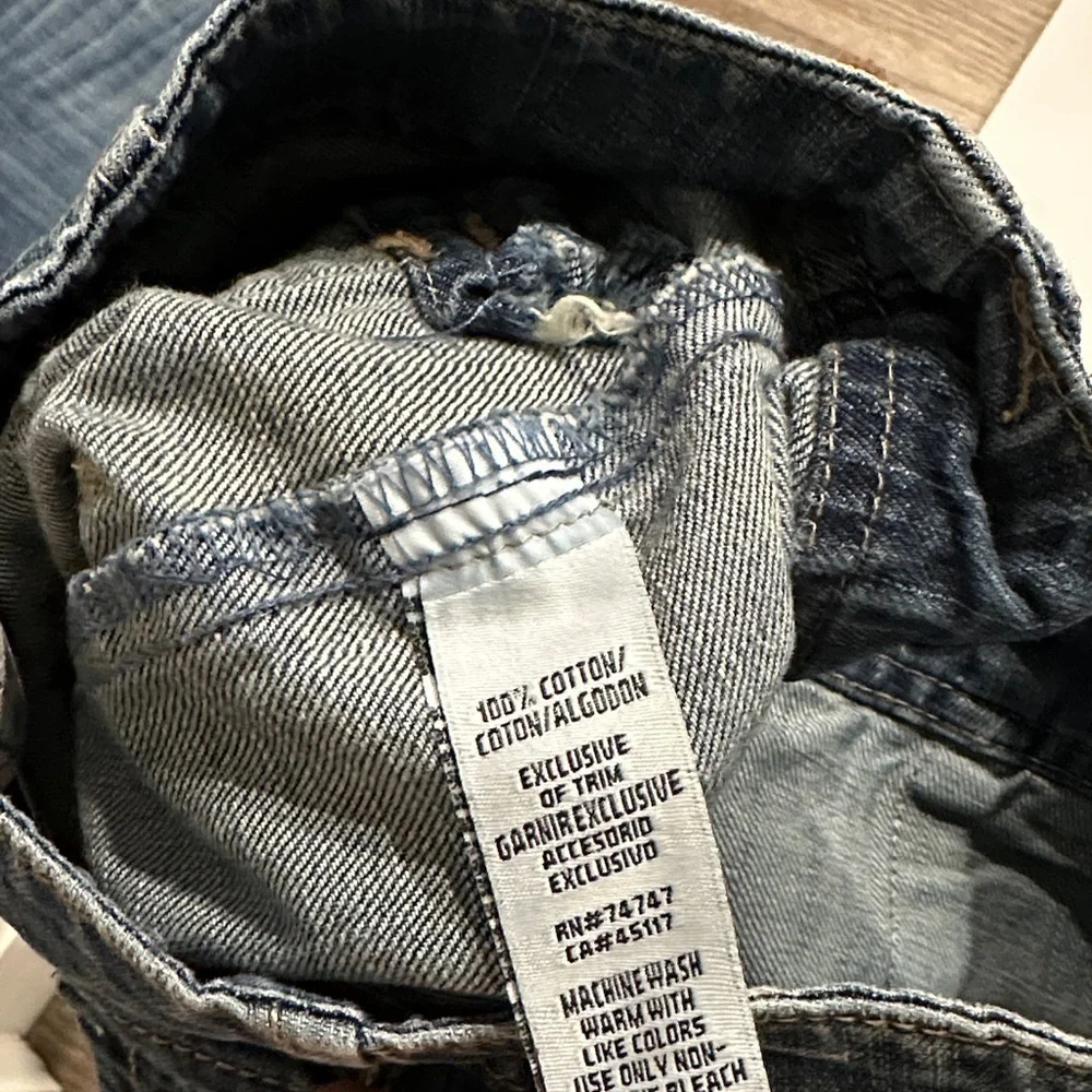 Natural Reflections distressed Blue Denim cargo Bermuda long Jean Shorts size 2